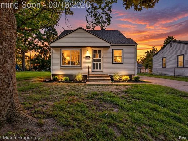 705 Scottwood Street, Pontiac, Mi 48340