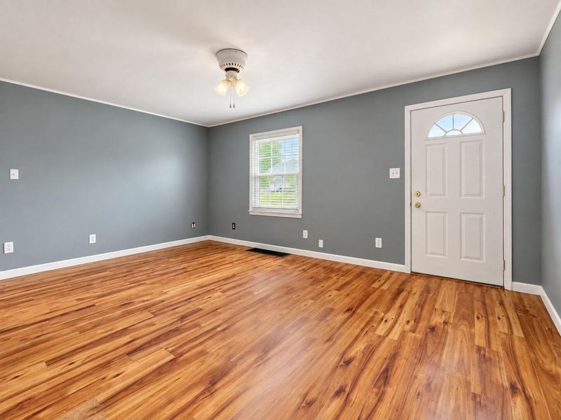 4 Richmond Avenue, London, OH 43140 Photo 6