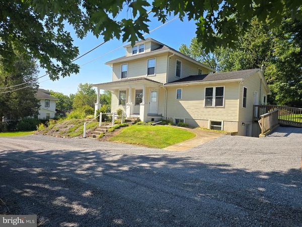 26 CLAYTON AVENUE, HAMBURG, PA 19526