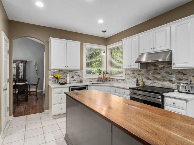 403 Ashmoore Circle E, Powell, OH 43065 Photo 22