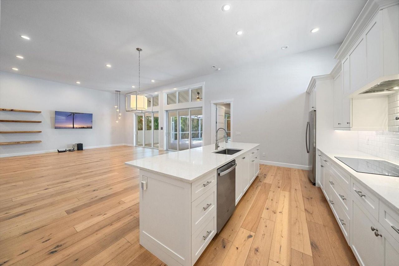 2436 Arlington Street, Sarasota, FL 34239 Photo
