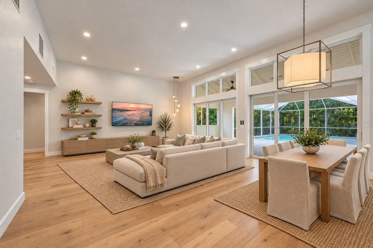 2436 Arlington Street, Sarasota, FL 34239 Photo