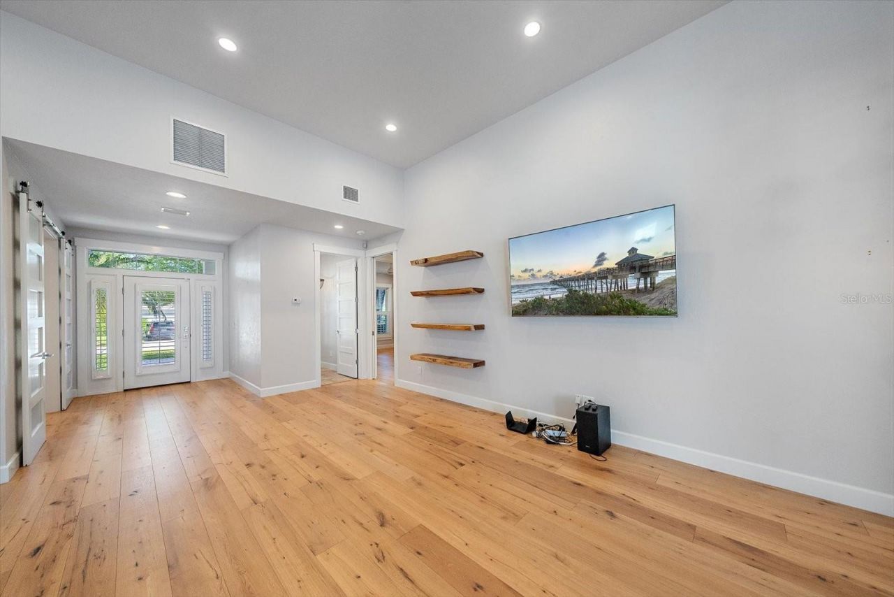 2436 Arlington Street, Sarasota, FL 34239 Photo