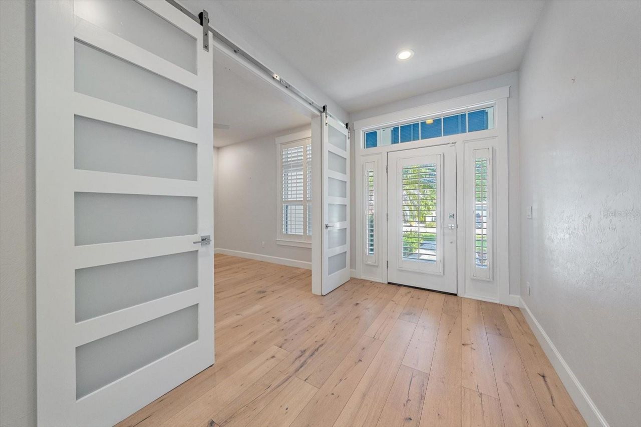 2436 Arlington Street, Sarasota, FL 34239 Photo