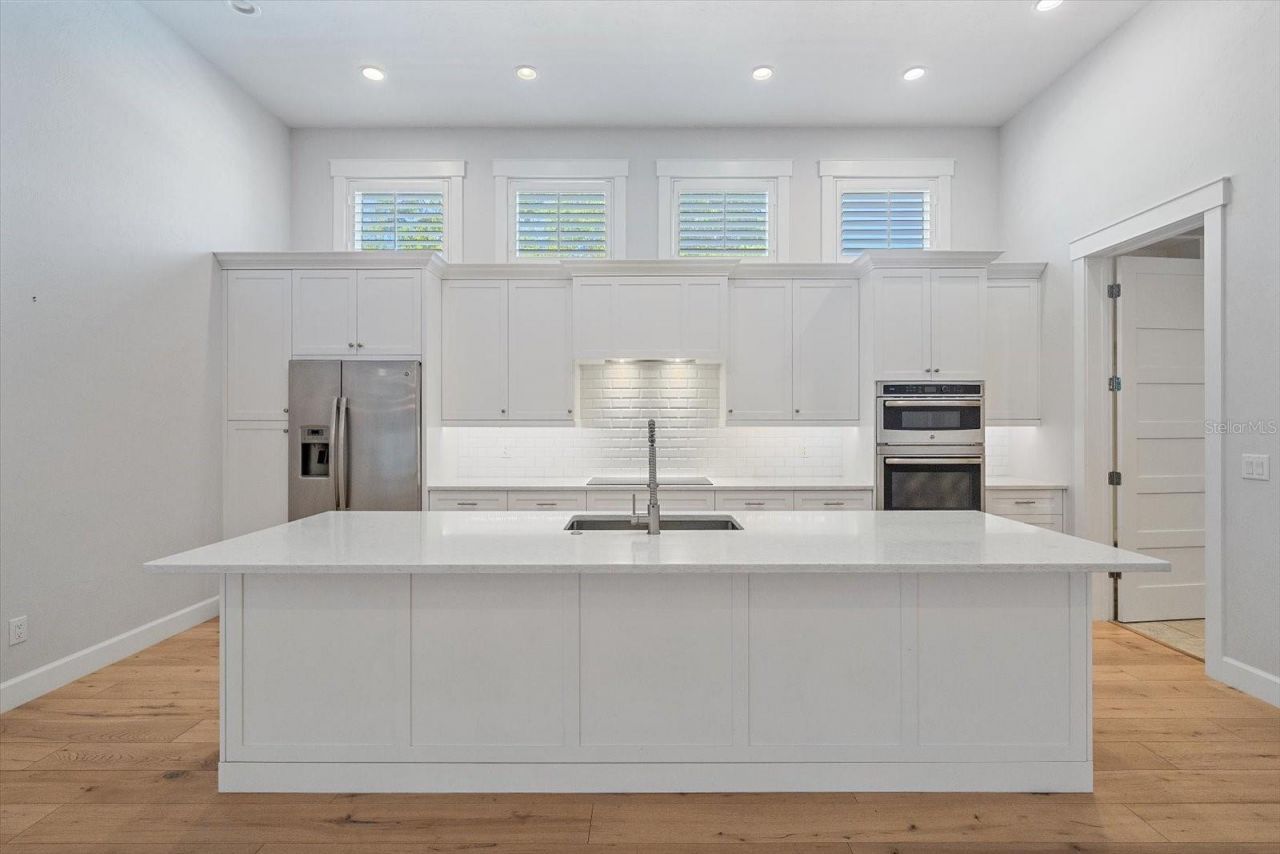2436 Arlington Street, Sarasota, FL 34239 Photo