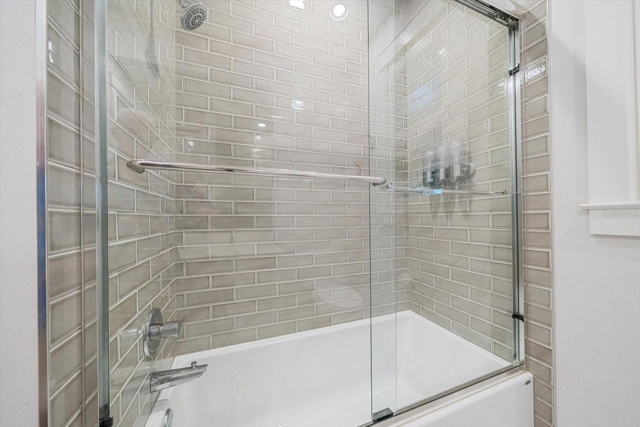 2436 Arlington Street, Sarasota, FL 34239 Photo