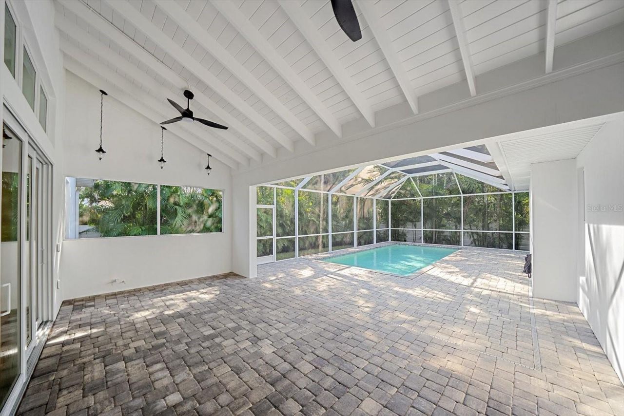 2436 Arlington Street, Sarasota, FL 34239 Photo