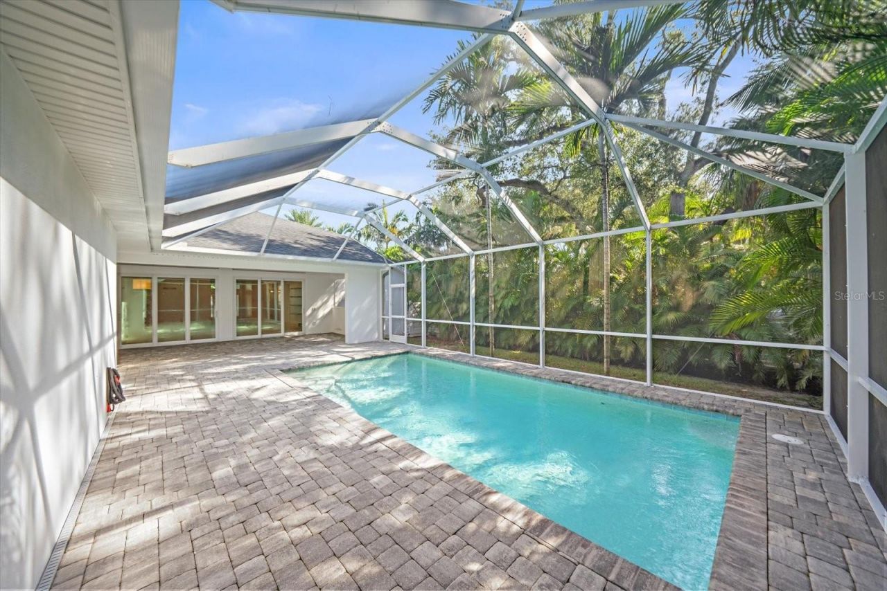 2436 Arlington Street, Sarasota, FL 34239 Photo