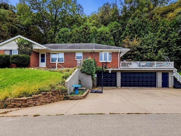 14354 Burtons Furnace Road, Durango, IA 52039