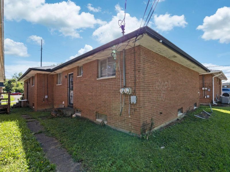 537-539 Barnett Road, Columbus, OH 43213 Photo 2