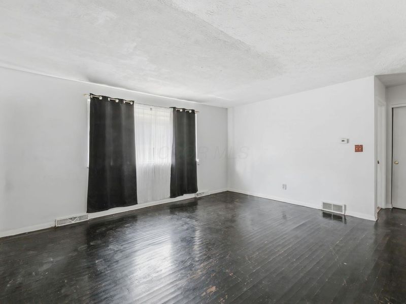 537-539 Barnett Road, Columbus, OH 43213 Photo 6