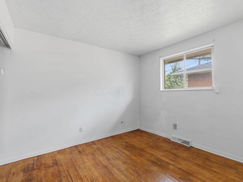 537-539 Barnett Road, Columbus, OH 43213 Photo 9