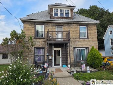 8 Curtis Street , Jamestown, NY 14701