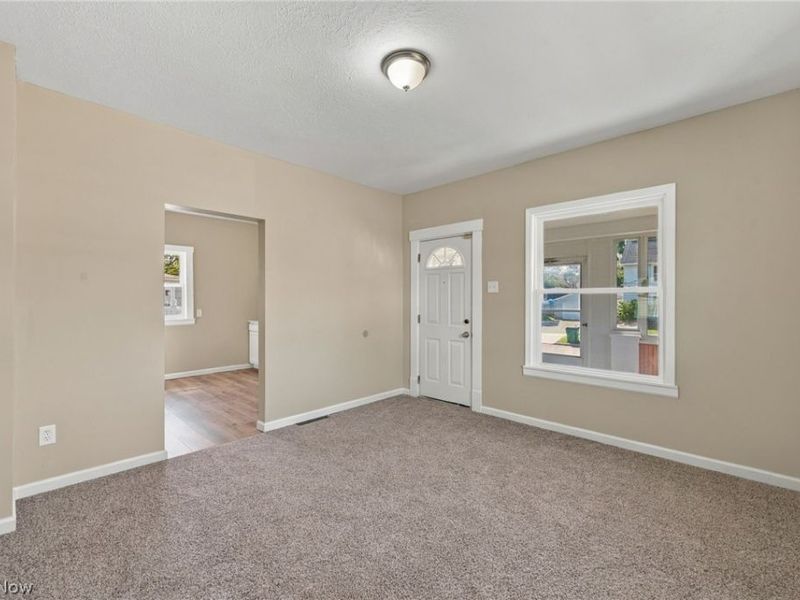 401 7th Street, Fairport Harbor, OH 44077 Photo 8