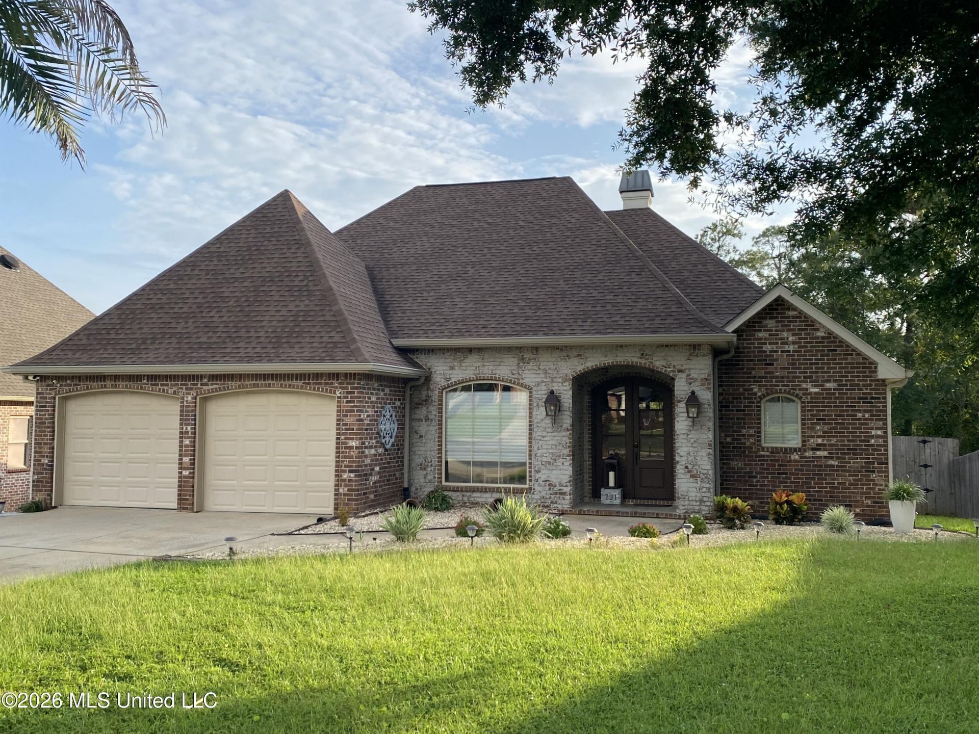 721 Clover Place, Biloxi, MS 39532 Main Photo