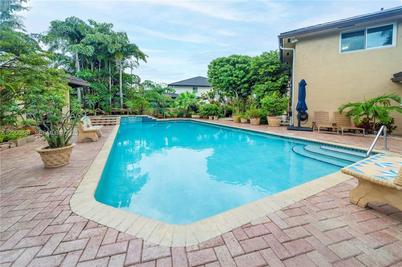 15935 NW 82nd Ct , Miami Lakes, FL 33016 Photo