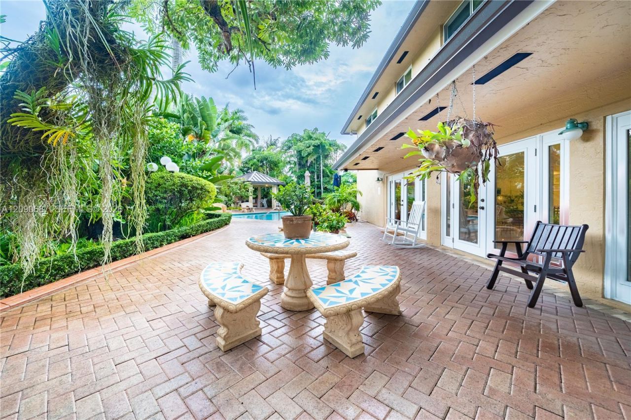 15935 NW 82nd Ct , Miami Lakes, FL 33016 Photo