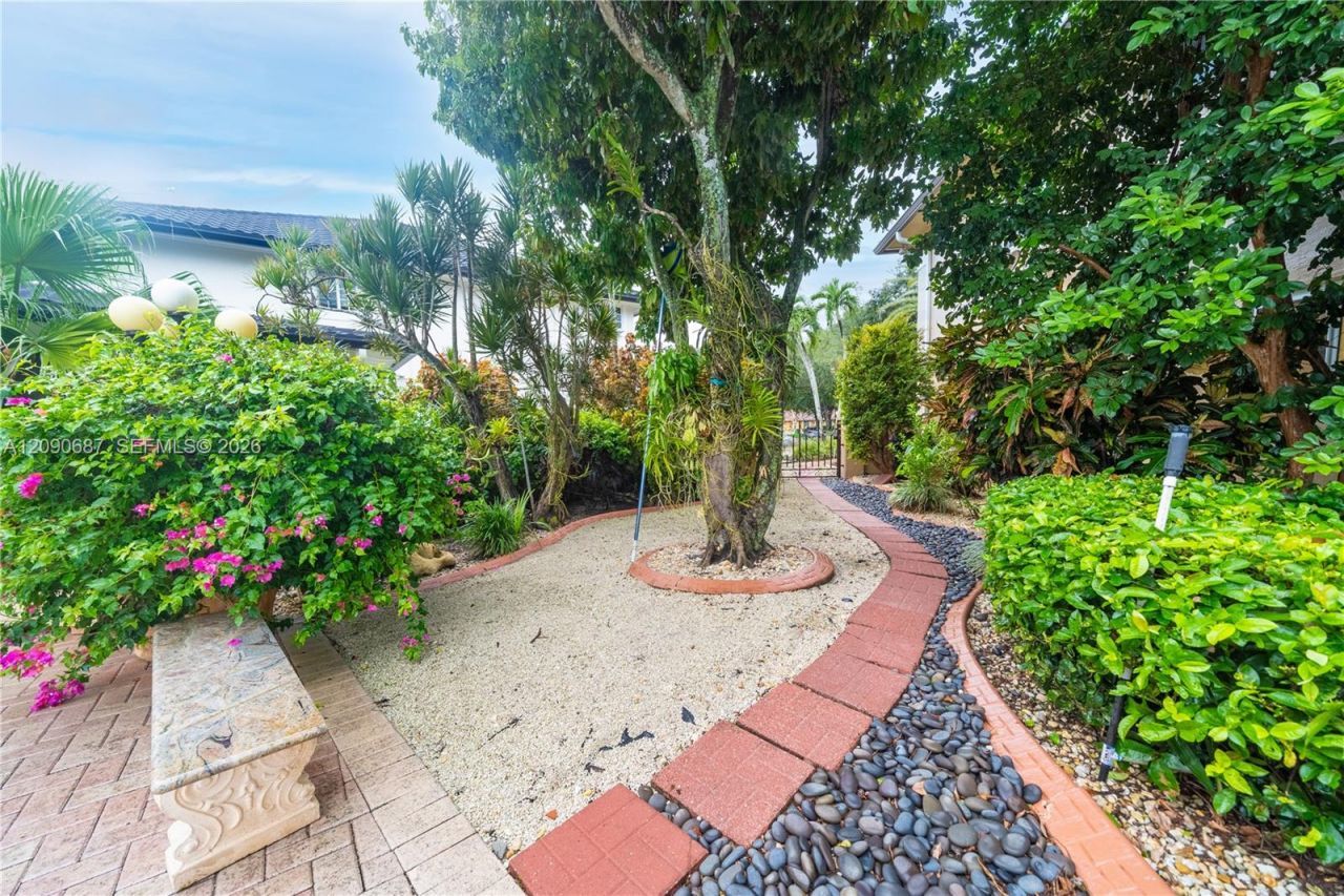 15935 NW 82nd Ct , Miami Lakes, FL 33016 Photo