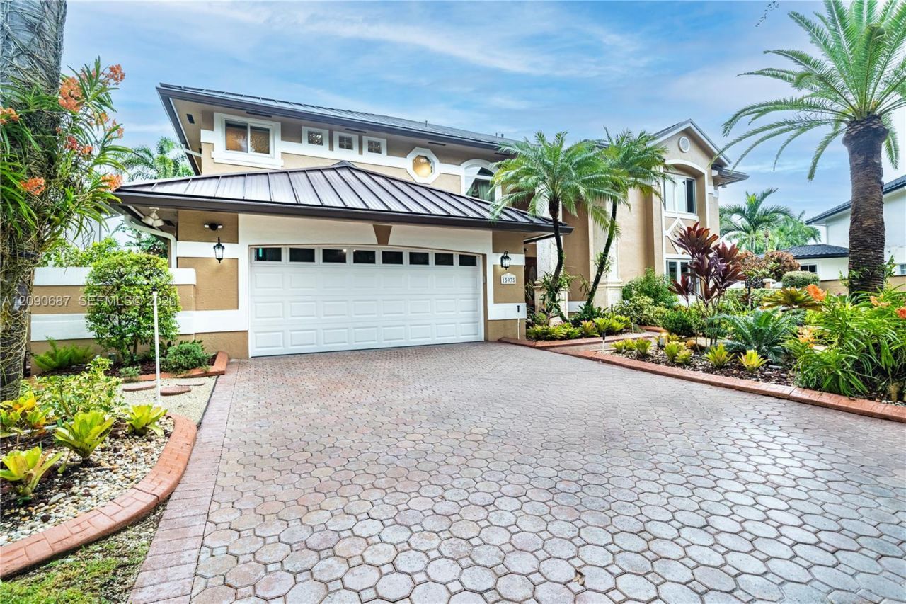 15935 NW 82nd Ct , Miami Lakes, FL 33016 Photo
