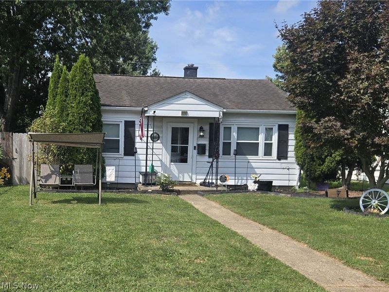 329 Wyandotte Street, Lancaster, OH 43130 Photo 1