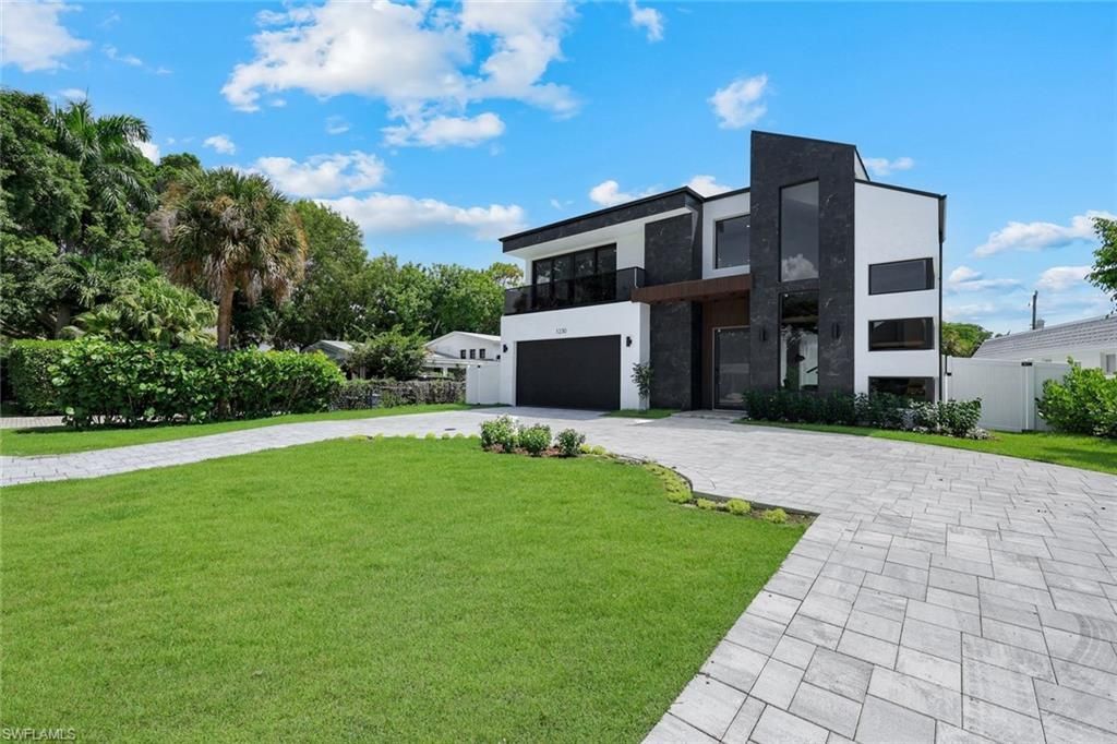 1230 10th Ave N, Naples, FL 34102 Photo