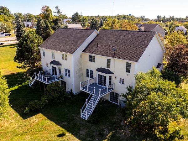 8 Pineo Farms Road, Seabrook, NH 03874