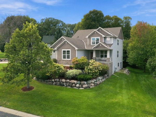 2388 Highover Trail, Chanhassen, MN 55317