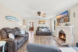 1618 Perrin Dr.  photo 4