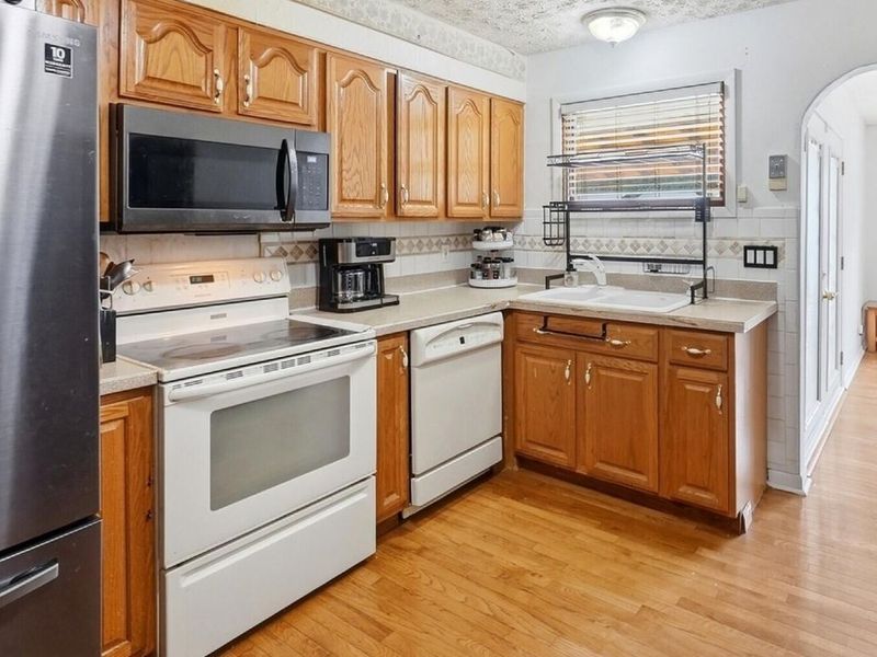 2025 Ward Road, Columbus, OH 43224 Photo 2