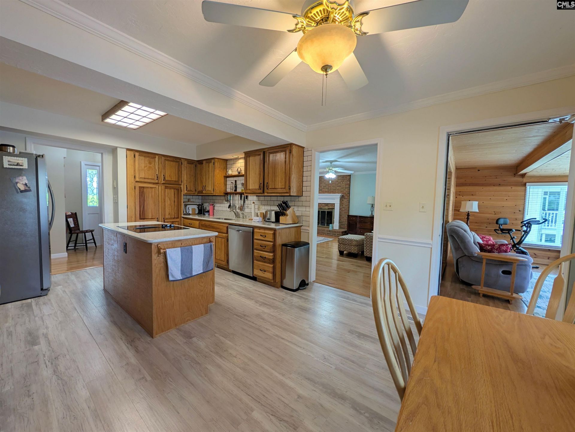622 Timberlake Drive  Photo 11