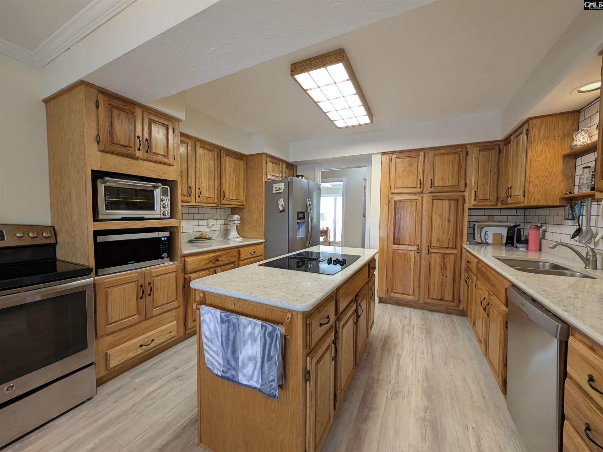 622 Timberlake Drive  Photo 12