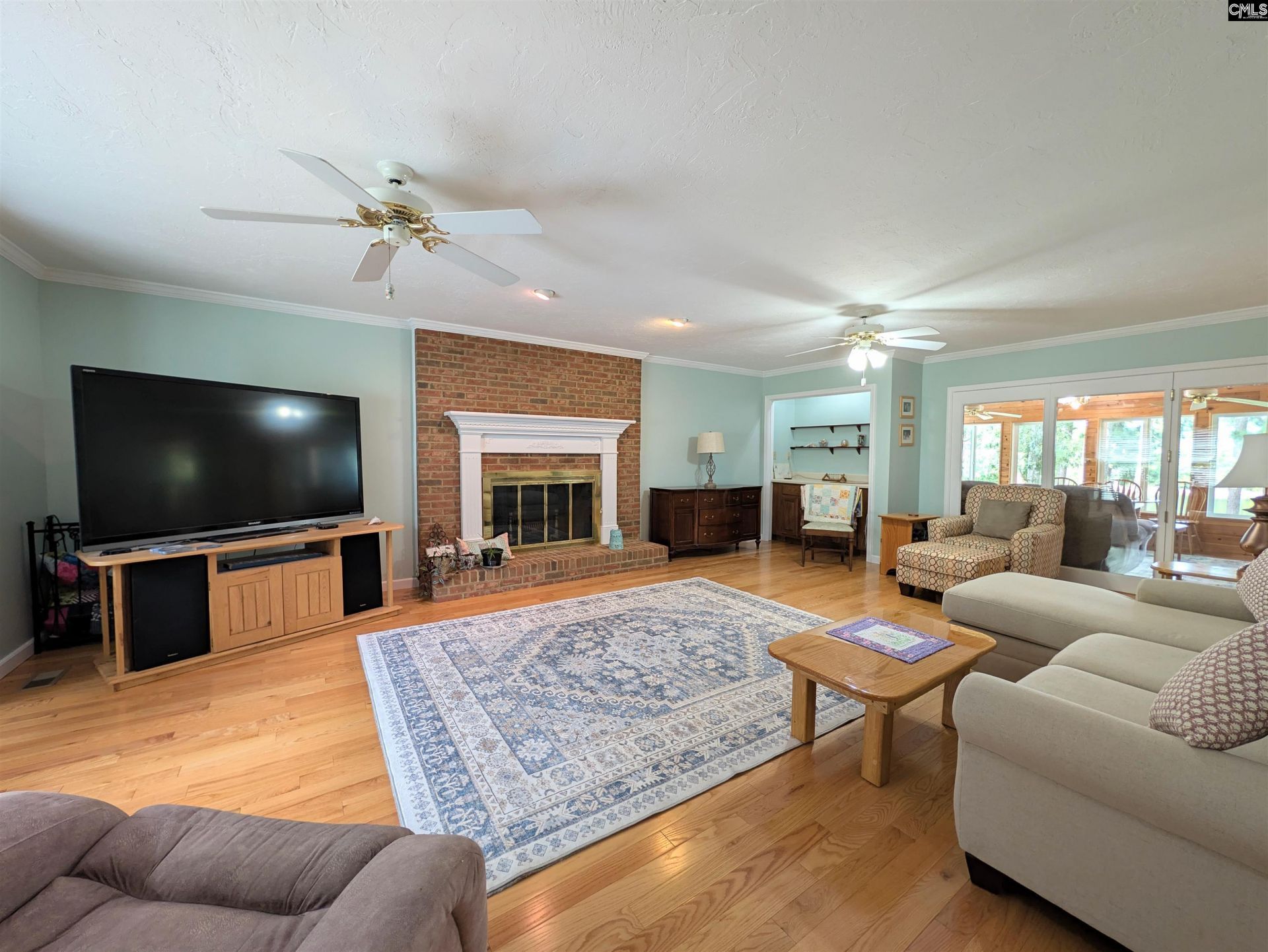 622 Timberlake Drive  Photo 8