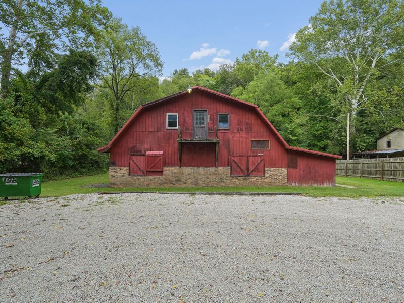 13572 Old McArthur Road, Logan, OH 43138 Photo 1