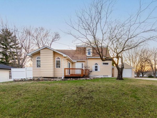 603 Division Street, Cedar Falls, IA 50613