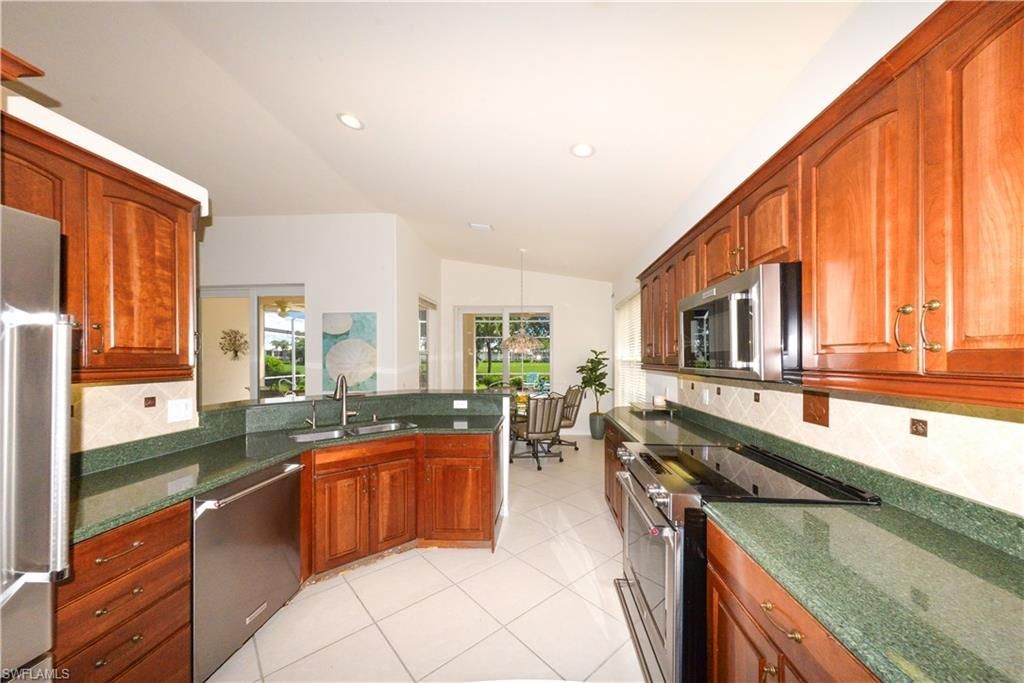 14856 Crescent Cove Dr, Fort Myers, FL 33908 Photo