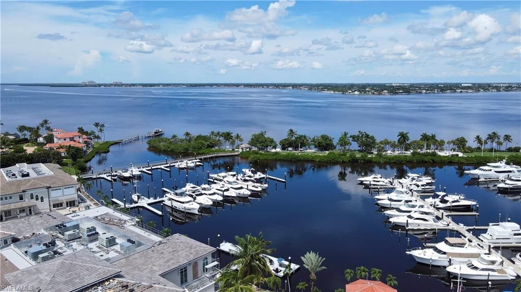 14856 Crescent Cove Dr, Fort Myers, FL 33908 Photo