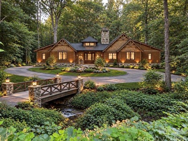 7865 Long Bay Parkway , Catawba, NC 28609