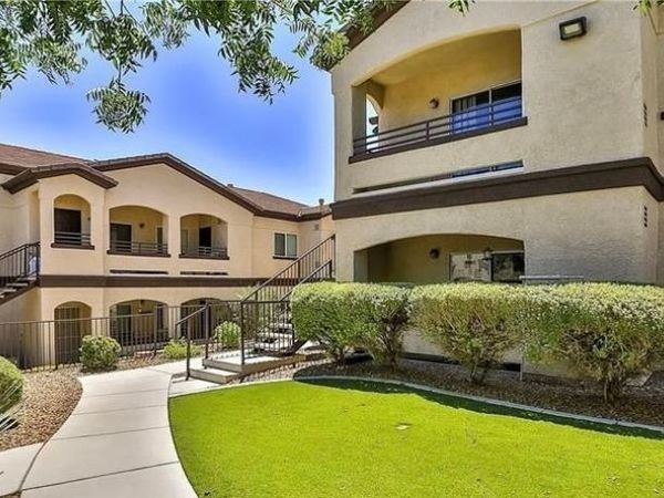 2291 W Horizon Ridge Parkway, Unit 5228, Henderson, NV 89052