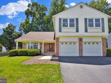 203 MARKWOOD DRIVE , STERLING, VA 20165
