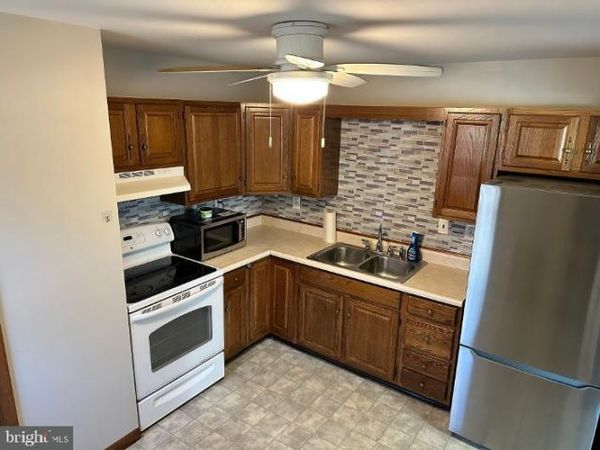20 UNIVERSITY DRIVE, PENNSVILLE, NJ 08070