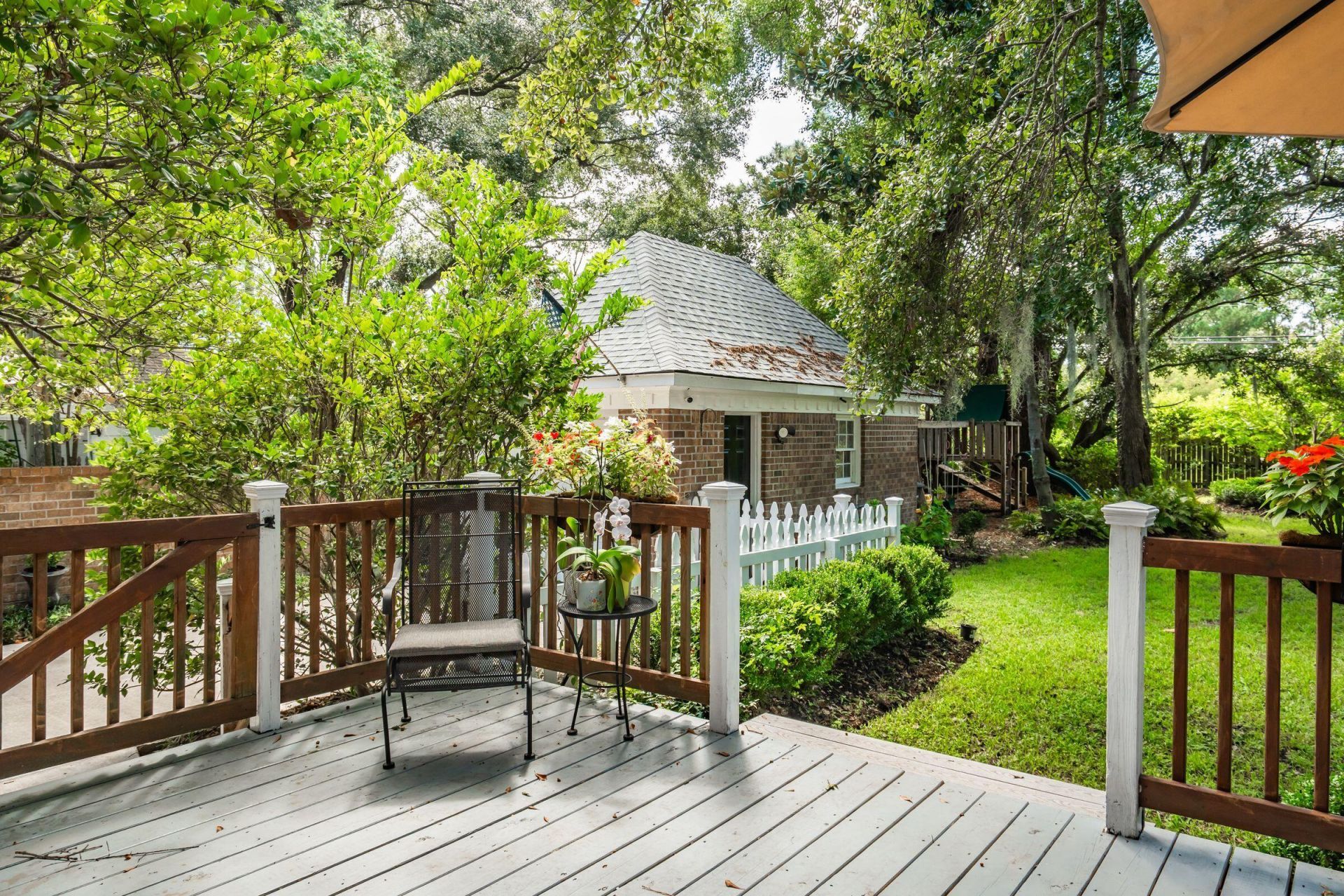 995 Governors Road Photo 52