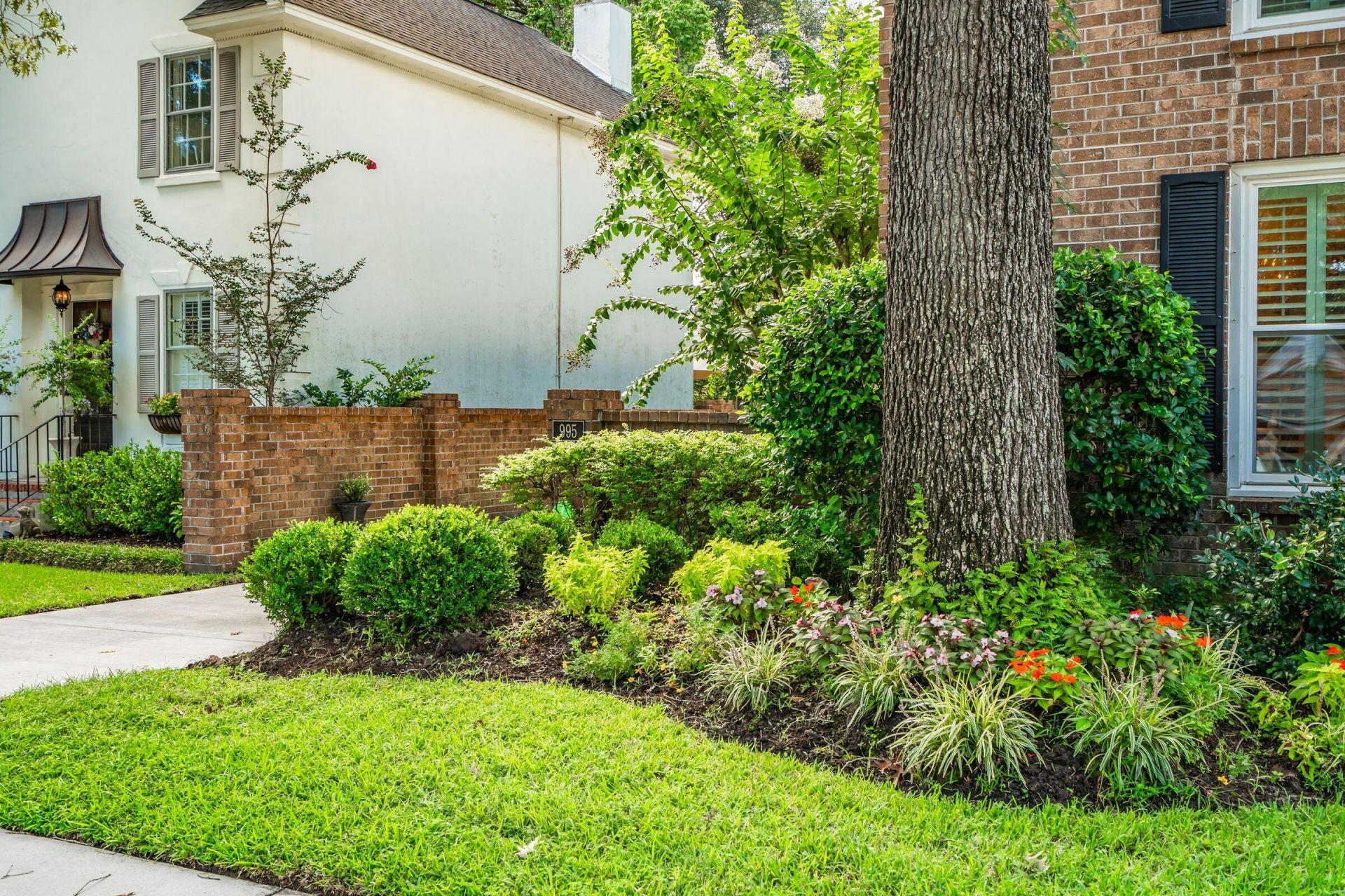 995 Governors Road Photo 6