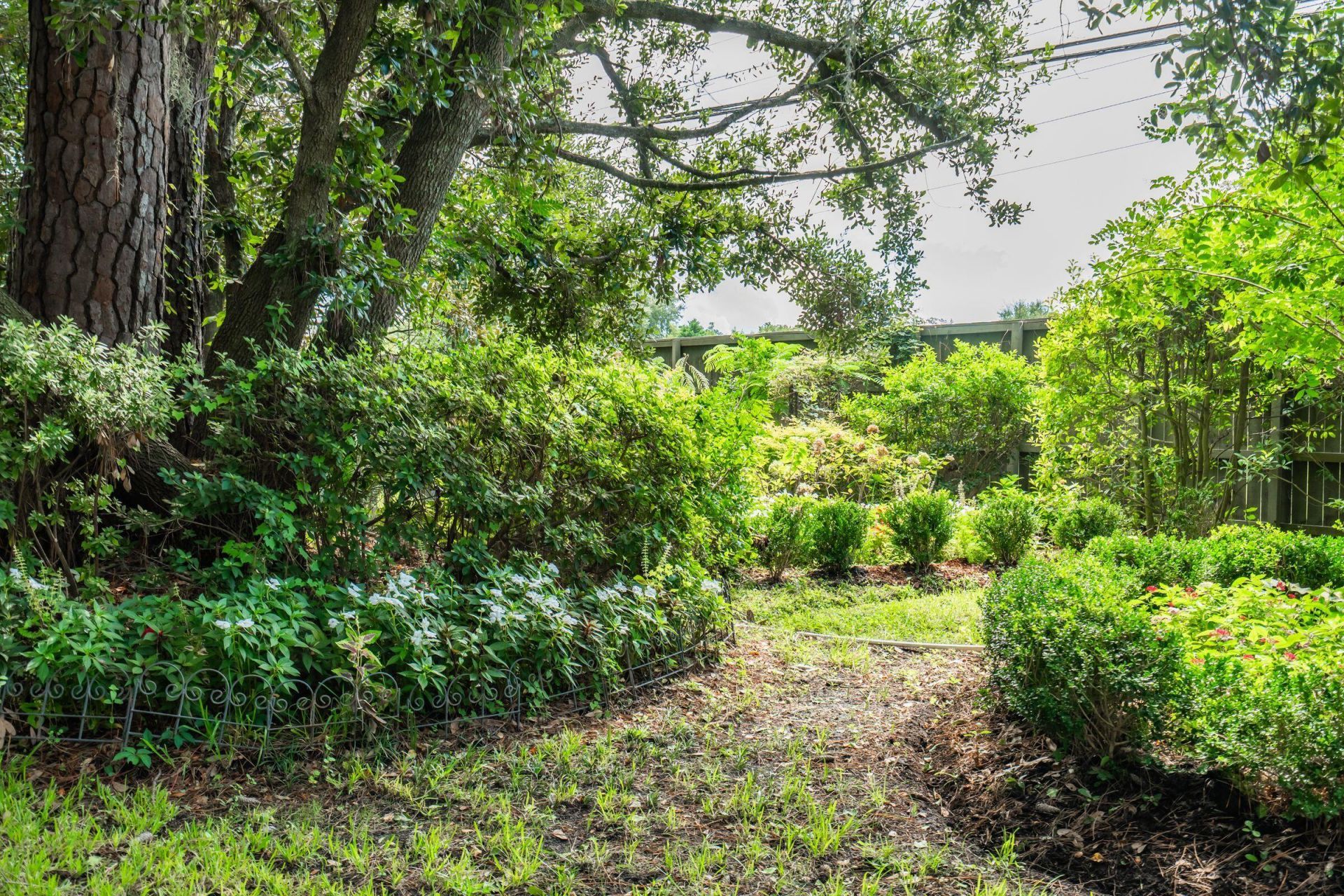 995 Governors Road Photo 66