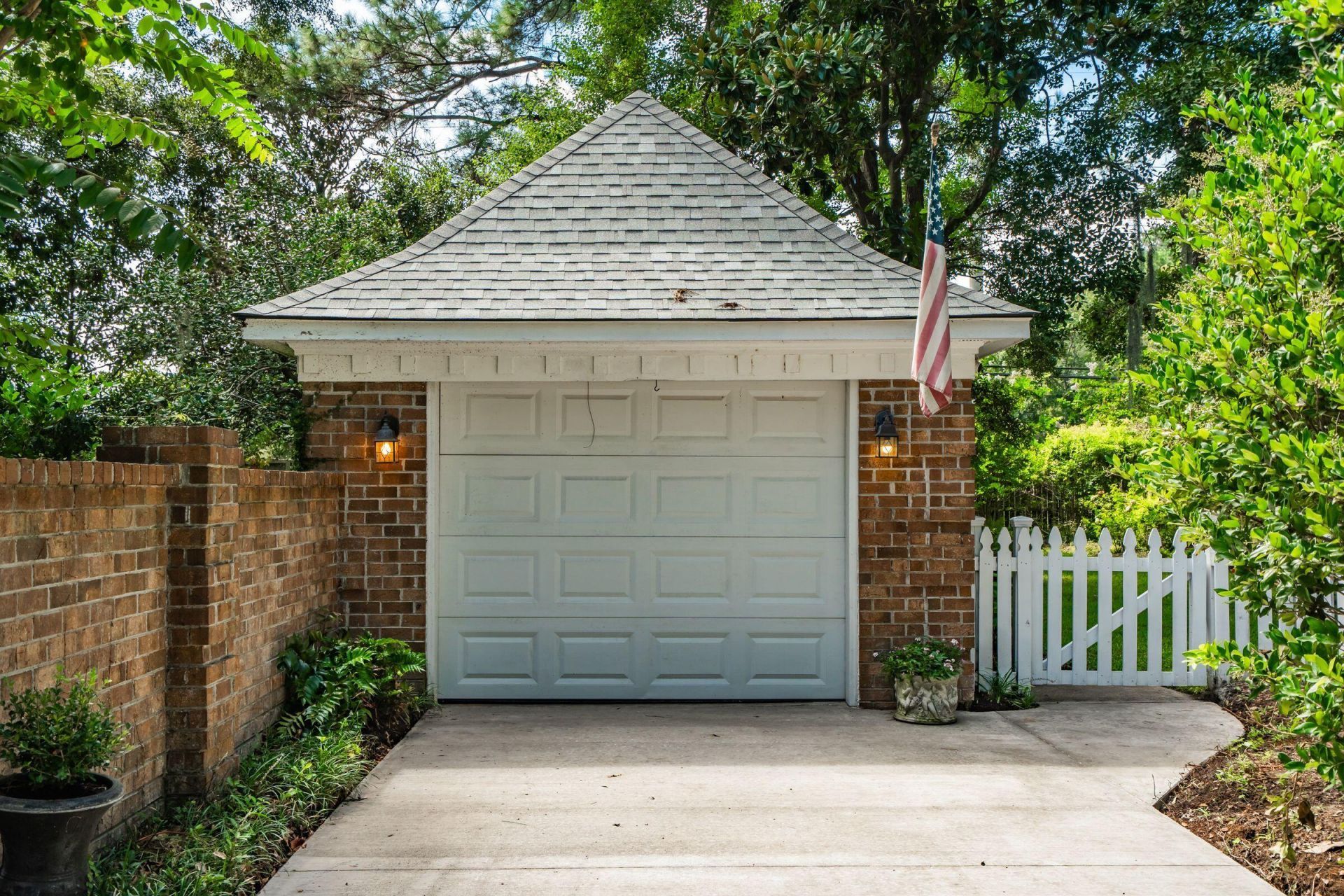 995 Governors Road Photo 71