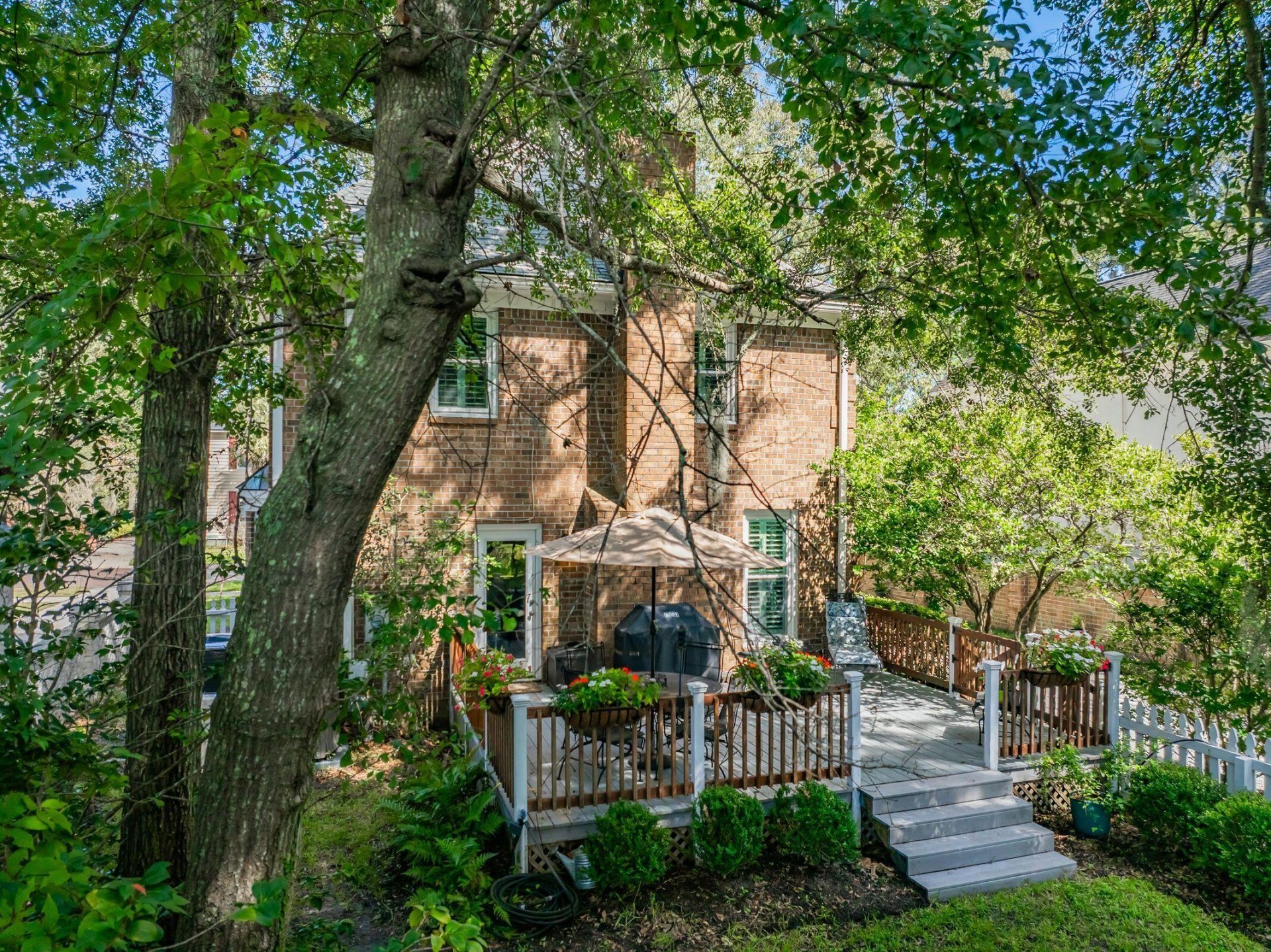 995 Governors Road Photo 74
