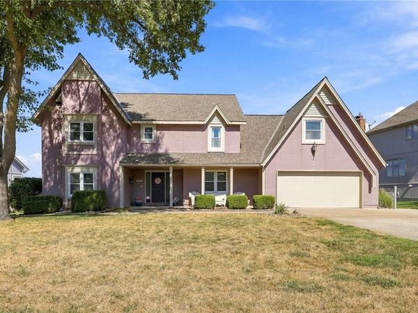 304 SW Green Teal Street, Lee's Summit, MO 64082