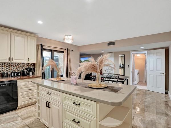 8108 SW 23rd Ct , Unit 26B, North Lauderdale, FL 33068