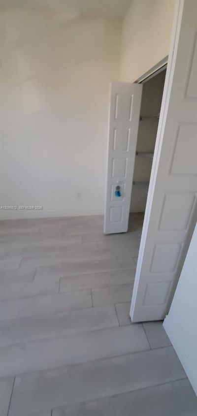 652 NE 191st Ter, Miami, FL 33179 Photo