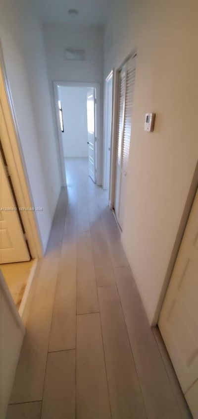652 NE 191st Ter, Miami, FL 33179 Photo
