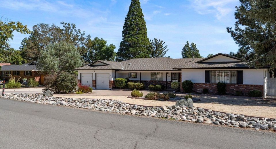 13005 South Hills Drive, Reno, NV 89511 Photo
